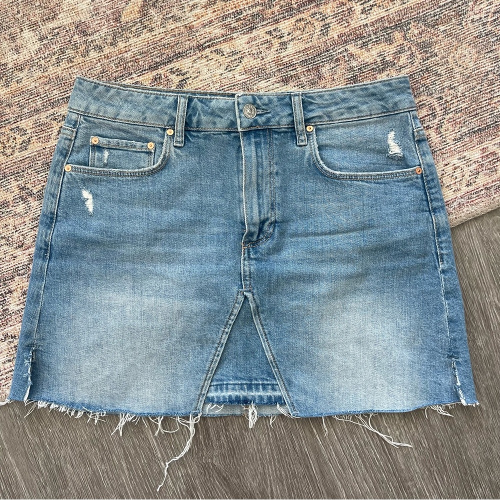PAIGE Jessie Undone Middle Hem Jean Skirt